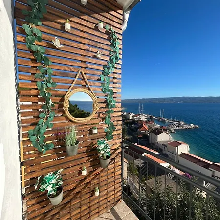 Apartment Buba Jesenice (Split-Dalmatia)