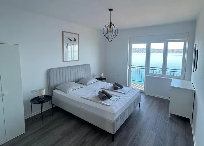 Buba Apartment Jesenice (Split-Dalmatia)