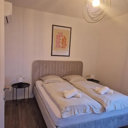 Appartamento Buba Jesenice (Split-Dalmatia)