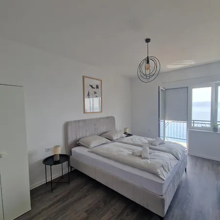 Appartamento Buba Jesenice (Split-Dalmatia)